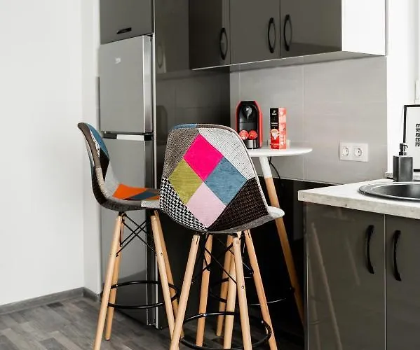 Daire Skylark - Miami With Terrace & Mountain View